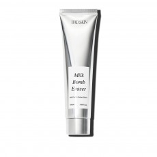 Очищающая молочная пенка BAD SKIN Milk Bomb Eraser, 100 мл