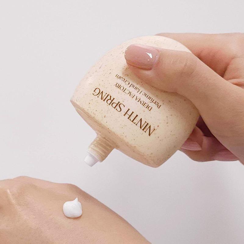 Парфюмированный крем для рук Derma Factory Perfume Hand Cream Ninth Spring
