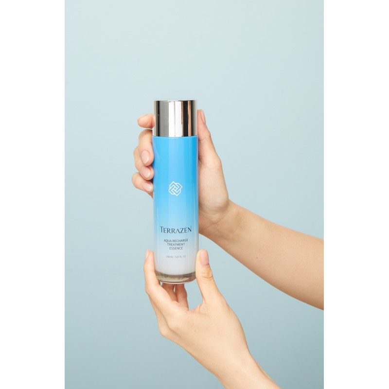 TERRAZEN Aqua Recharge Treatment Essence інтенсивно зволожуюча есенція з гіалуроновим комплексом