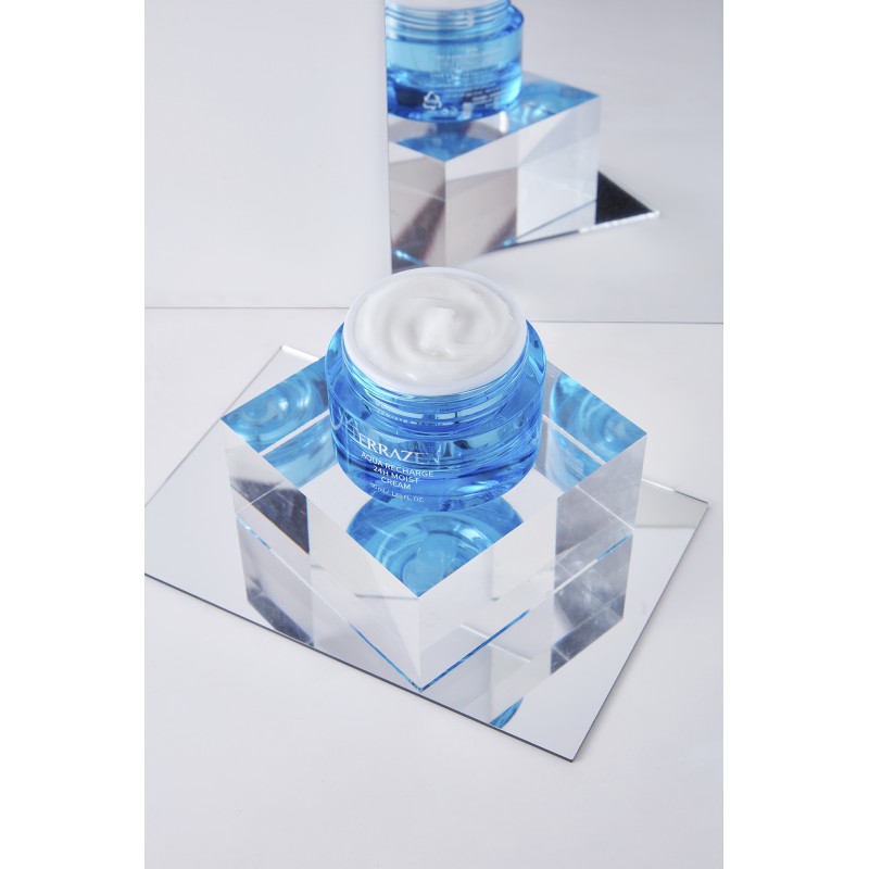 TERRAZEN Aqua Recharge 24H Moist Cream увлажняющий крем с 24-часовым эффектом гидратации, 50 мл