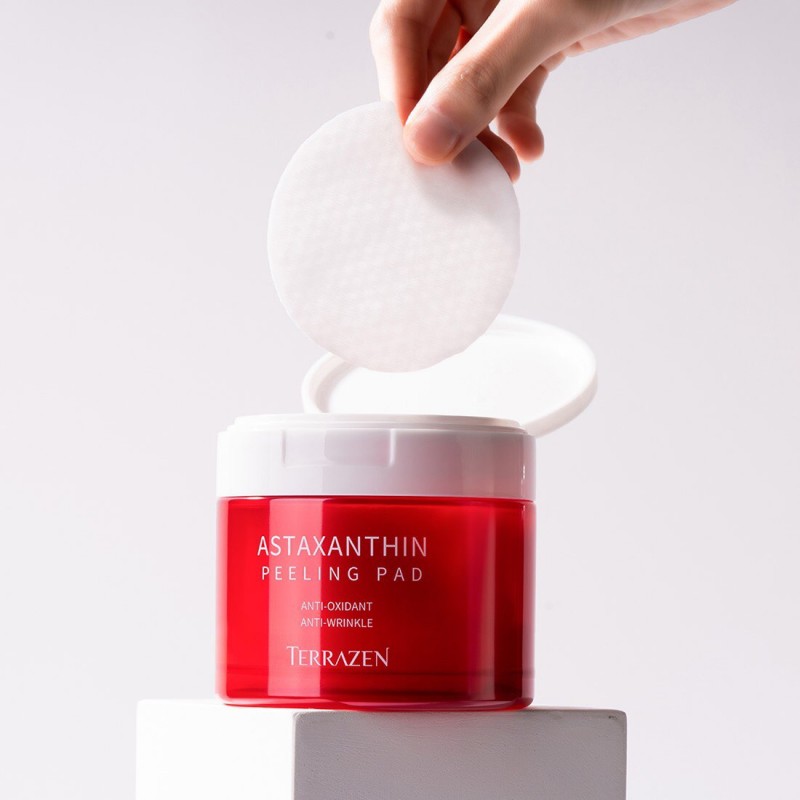 TERRAZEN Astaxanthin Peeling Pad пилинг-диски с астаксантином бакухиолом и кислотами, 60 шт
