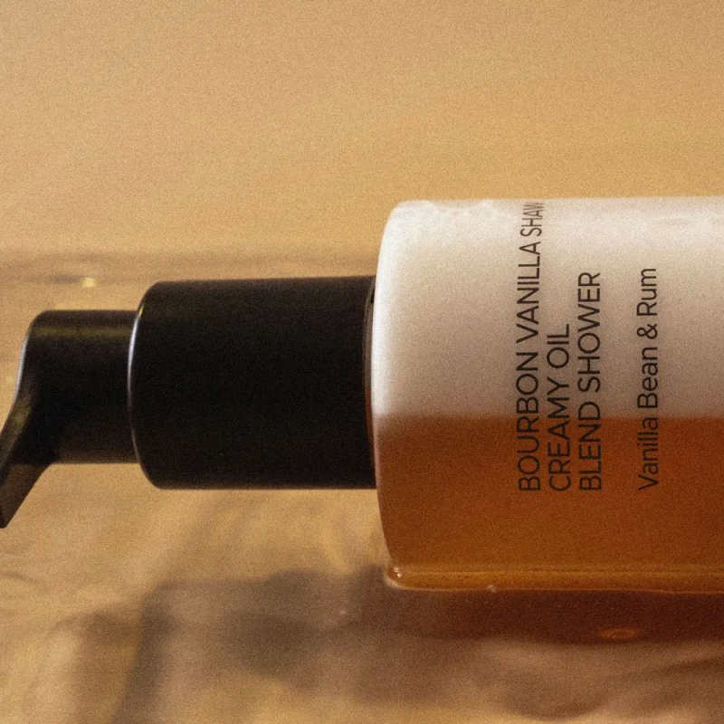 Двофазний гель для душу з ароматом бурбонської ванілі LOGIN FOREST Bourbon Vanilla Shaw Creamy Oil Blend Shower, 200 мл