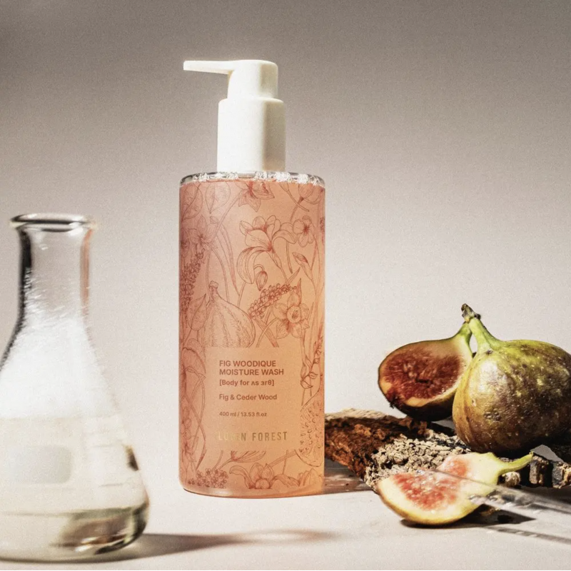 Гель для душу з ароматом інжиру та дерева LOGIN FOREST Fig Woodique Moisture Wash Body, 400 мл
