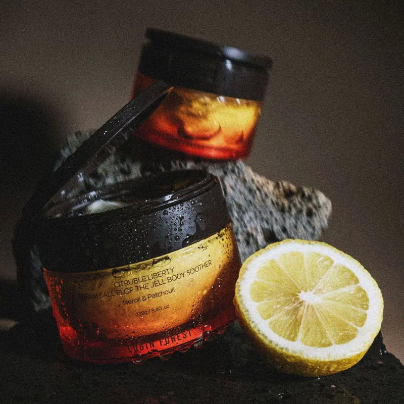 Крем-гель для тіла з ароматом неролі та пачулі LOGiN FOREST Citruble Liberty Cream Ball Plop The Jell Body Soother, 238 г