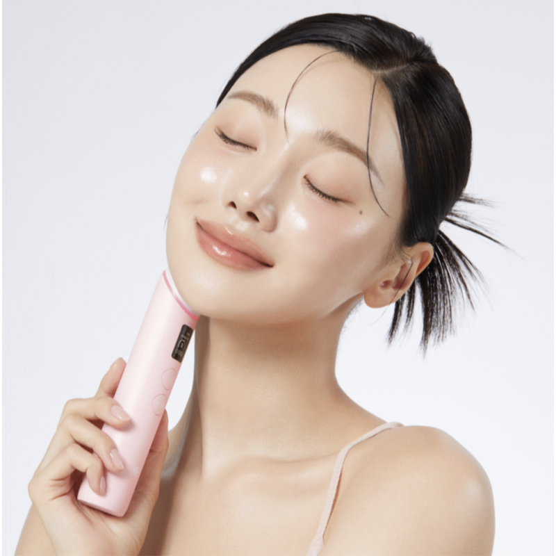Устройство для домашнего ухода за кожей 6 в 1 Medicube AGE-R Booster Pro Pink